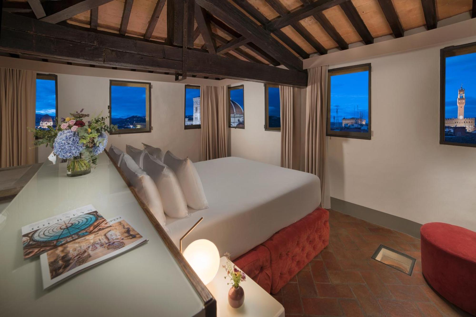 Nh Collection Porta Rossa Hotel 5*